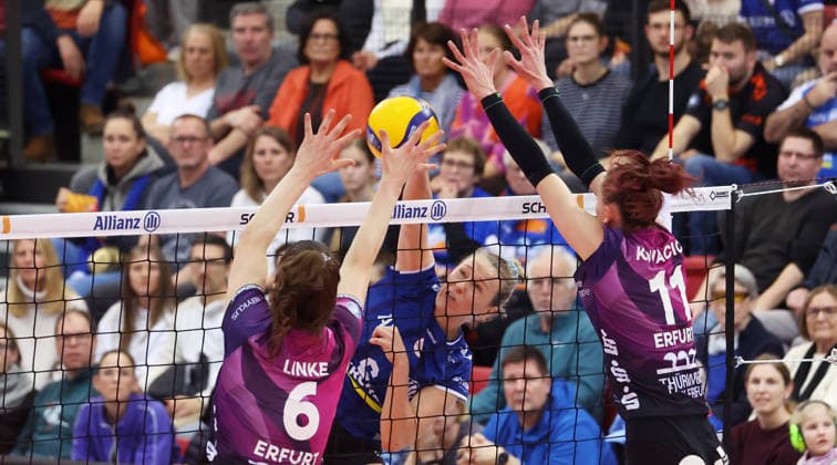 31 01 2026, Germany, Stuttgart Volleyball Allianz MTV Stuttgart vs Schwarz Weiß Erfurt, Antonia Stautz Stuttgart, Center