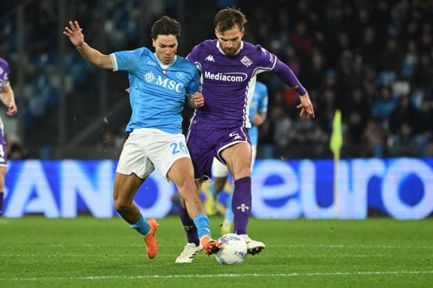 CALCIO - Serie A - SSC Napoli vs ACF Fiorentina Antonio Vergara of SSC Napoli competes for the ball with Marin Pongracic of ACF Fiorentina during Serie A Enelive match between SSC Napoli vs ACF Fiorentina:Danilo Gemito Live Photo Naples Italy  Copyright: xIPAxSport ABACAx