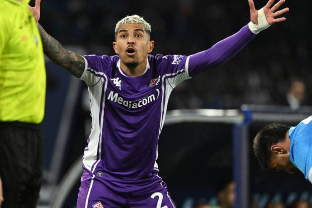 CALCIO - Serie A - SSC Napoli vs ACF Fiorentina Dodo of ACF Fiorentina gestures during Serie A Enelive match between SSC Napoli vs ACF Fiorentina:Danilo Gemito Live Photo Naples Italy  Copyright: xIPAxSport ABACAx