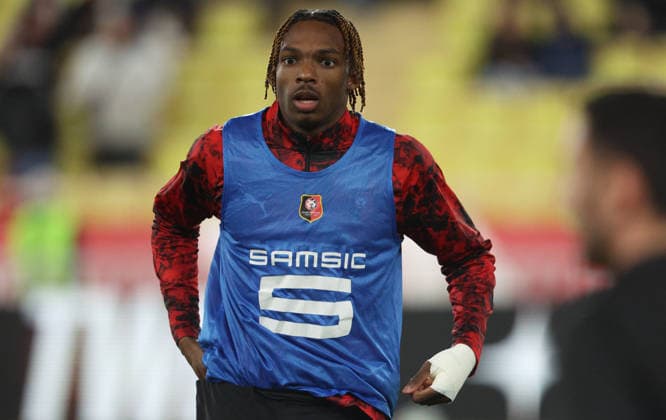 AS Monaco FC v Stade Rennais FC - Ligue 1 McDonald s 2025 2026 Jeremy Jacquet of Stade Rennais warms up before the Ligue 1 McDonald s match between AS Monaco FC and Stade Rennais FC at Stade Louis II on January 31, 2026 in Monaco, Monaco. WARNING! This Photograph May Only Be Used For Newspaper And Or Magazine Editorial Purposes. May Not Be Used For Publications Involving 1 player, 1 Club Or 1 Competition Without Written Authorisation From Football DataCo Ltd. For Any Queries, Please Contact Football DataCo Ltd on +44 (0) 207 864 9121 Monaco Stade Louis II Monaco Monaco Copyright: xAllstarxPicturexLibraryxLtdx