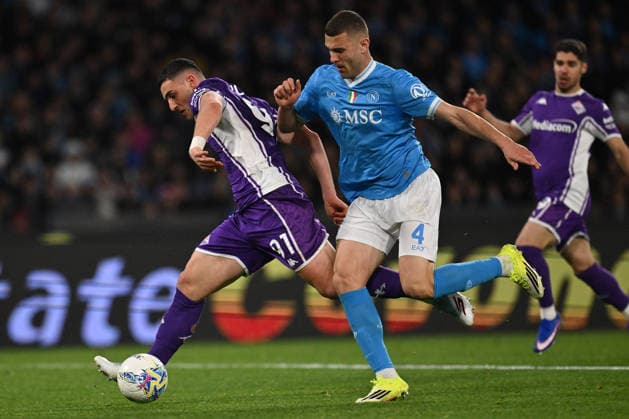 CALCIO - Serie A - SSC Napoli vs ACF Fiorentina Roberto Piccoli of A.C.F. Fiorentina and Alessandro Buongiorno of S.S.C. Napoli are in action during the 23th day of the Serie A Championship between S.S.C. Napoli and A.C.F. Fiorentina at the Diego Armando Maradona Stadium on January 31, 2026 in Naples, Italy. Naples Italy  Copyright: xIPAxSport ABACAx