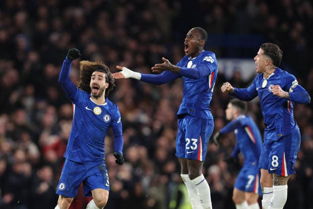 Chelsea gegen West Ham 28. Januar 2026, London Premier League Fußball Chelsea gegen West Ham United Marc Cucurella von Chelsea feiert sein 2. Tor Foto Charlotte Wilson Abseits London UK  Copyright: xCharlottexWilsonx xOffsidexOffside