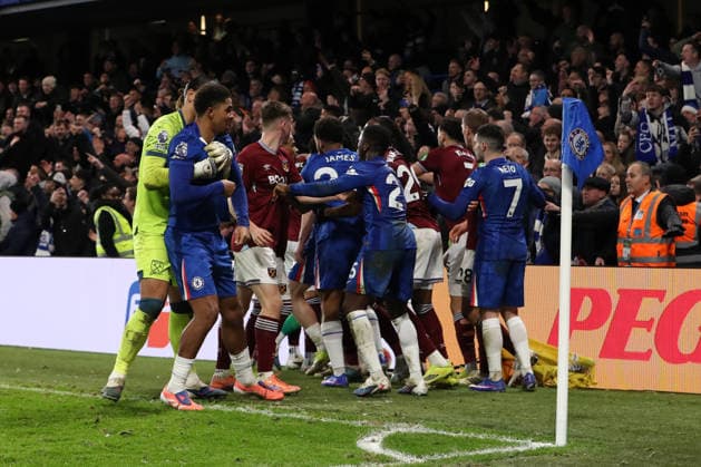 31st January 2026; Stamford Bridge, Chelsea, London, England: Premier League Football, Chelsea versus West Ham United; Players from both sides shoving each other in the 90th+7 minute  KatiexChan Content restricted for UK based newspaper