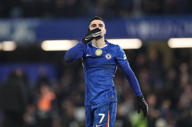 31st January 2026; Stamford Bridge, Chelsea, London, England: Premier League Football, Chelsea versus West Ham United; Pedro Neto of Chelsea thanking the fans after the match  KatiexChan Content restricted for UK based newspaper