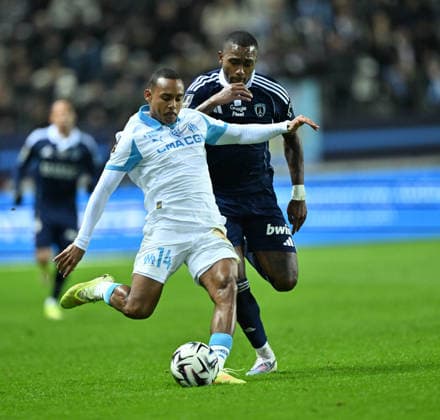 Paris FC vs Marseille : French Ligue 1 PARIS, FRANCE - JANUARY 31: Igor Paixao of Marseille in action during the French Ligue 1 (L1) soccer match between Paris FC and Olympique de Marseille at Stade Jean Bouin in Paris, France on January 31, 2026. Mustafa Yalcin Anadolu Paris France. Editorial use only. Please get in touch for any other usage.  Copyright: x2026xAnadoluxMustafaxYalcinx