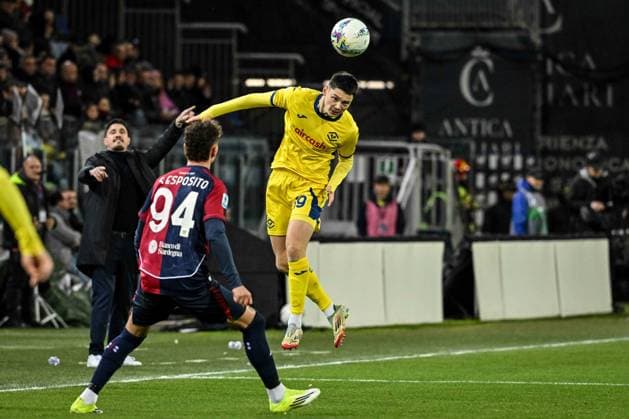 Tobias Slotsager of Hellas Verona during Cagliari Calcio vs Hellas Verona FC, Italian soccer Serie A match in Cagliari, Italy, January 31 2026  Copyright: xLuigixCanu IPAxSportx xipa-agency.netx xx IPA_70809577 IPA_Agency_IPA70809577