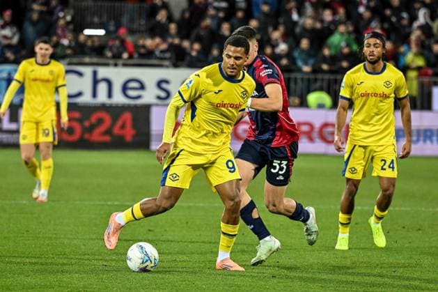 Amin Sarr of Hellas Verona during Cagliari Calcio vs Hellas Verona FC, Italian soccer Serie A match in Cagliari, Italy, January 31 2026  Copyright: xLuigixCanu IPAxSportx xipa-agency.netx xx IPA_70809705 IPA_Agency_IPA70809705