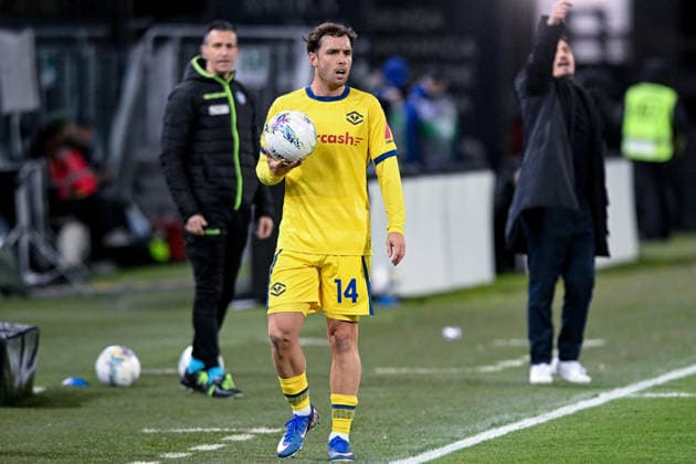 Hellas Verona s Pol Lirola in action during the Serie A soccer match between Cagliari Calcio and Hellas Verona at the Unipol Domus in Cagliari, Sardinia - Saturday, 31st January 2026. - Soccer  Copyright: xGianlucaxZuddas LaPressex