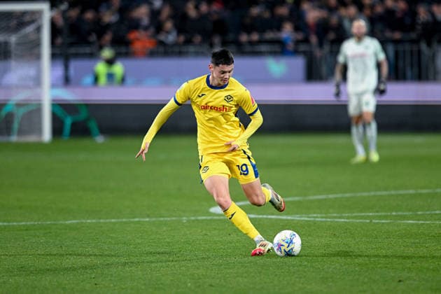 Hellas Verona s Tobias Slotsager in action during the Serie A soccer match between Cagliari Calcio and Hellas Verona at the Unipol Domus in Cagliari, Sardinia - Saturday, 31st January 2026. - Soccer  Copyright: xGianlucaxZuddas LaPressex