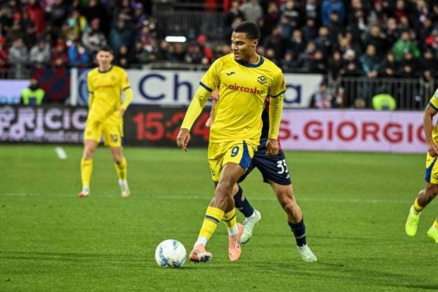 CALCIO - Serie A - Cagliari Calcio vs Hellas Verona FC Amin Sarr of Hellas Verona during Cagliari Calcio vs Hellas Verona FC, Italian soccer Serie A match in Cagliari, Italy, January 31 2026 Cagliari Italy  Copyright: xIPAxSport ABACAx