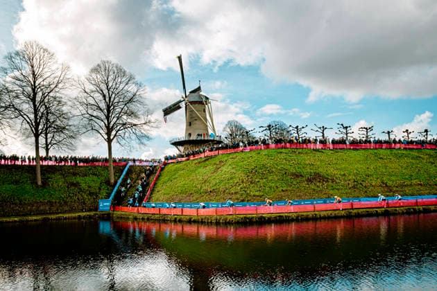 Cyclocross - UCI cyclo-cross World Championships Hulst - Day 2 The UCI cyclo-cross World Championships Men U23 through the historic heart of the fortified city Hulst, by the Windmill 2026 UCI cyclo-cross World Championships Men U23 - Hulst The Netherlands Photo: Stijn Bastens CC Hulst The Netherlands  Copyright: xContentxCurationx StijnxBastensx xCCx