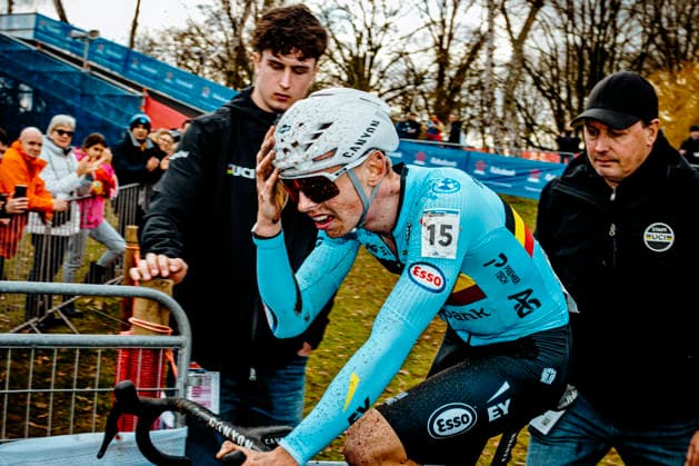 Cyclocross - UCI cyclo-cross World Championships Hulst - Day 2 Aaron Dockx (BEL ) in disbelief after claiming his world title 2026 UCI cyclo-cross World Championships Men U23 - Hulst The Netherlands Photo: Stijn Bastens CC Hulst The Netherlands  Copyright: xContentxCurationx StijnxBastensx xCCx