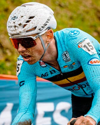 Cyclocross - UCI cyclo-cross World Championships Hulst - Day 2 Aaron Dockx (BEL ) on his way to the world title 2026 UCI cyclo-cross World Championships Men U23 - Hulst The Netherlands Photo: Stijn Bastens CC Hulst The Netherlands  Copyright: xContentxCurationx StijnxBastensx xCCx