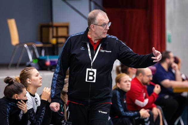 31 01 2026, xovx, Handball Frauen Handball Oberliga Mitte, HSG Lumdatal HSG Linden Trainer Dirk Ortmann Rabenau Londorf Lumdatalhalle Hessen Deutschland DE