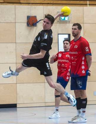 Handball Verbandsliga HSG Wesel TuS Lintfort FOR EDITORIAL PURPOSES ONLY p In the Handball Verbandsliga the match HSG Wesel, red jerseys, against TuS Lintfort will take place on Saturday, 31 01 2026 Am Ball TuS Lintfort Nr 7 Klanten Germany NRW Wesel Copyright ErwinxPottgiesser Copyright: ErwinxPottgiesser doc84dm4wxrw381e39gln4v ,EDITORIAL USE ONLY Copyright: ErwinxPottgiesser