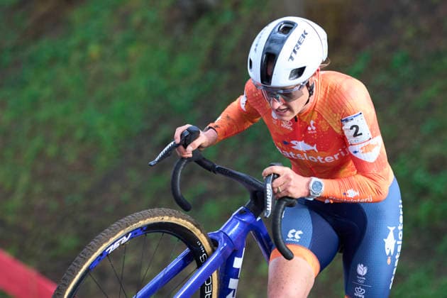 2026-01-31 2026 Rabobank UCI Cyclo-cross World Championships HULST, NETHERLANDS - JANUARY 31: BRAND Lucinda NETHERLANDS NED during the 2026 Rabobank UCI Cyclo-cross World Championships at on January 31, 2026 in Hulst, Netherlands. Hulst Netherlands Content not available for redistribution in The Netherlands directly or indirectly through any third parties. Copyright: xRobxPauelx