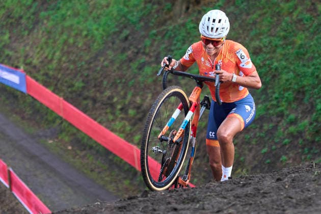 2026-01-31 2026 Rabobank UCI Cyclo-cross World Championships HULST, NETHERLANDS - JANUARY 31: ALVARADO Ceylin del Carmen Ned during the 2026 Rabobank UCI Cyclo-cross World Championships at on January 31, 2026 in Hulst, Netherlands. Hulst Netherlands Content not available for redistribution in The Netherlands directly or indirectly through any third parties. Copyright: xRobxPauelx