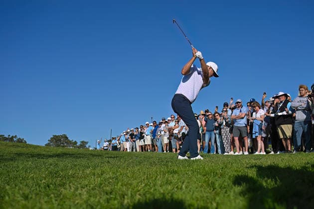 January 31, 2026: Seamus Power hits a shot from the rough on the 17th hole during the third round of the Farmers Insurance Open on Torrey Pines South Course in San Diego, California. CSM San Diego USA - ZUMAc04_ 20260131_zma_c04_140 Copyright: xJustinxFinex