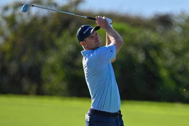 January 31, 2026: Justin Rose hits a shot from the fairway on the 17th hole during the third round of the Farmers Insurance Open on Torrey Pines South Course in San Diego, California. CSM San Diego USA - ZUMAc04_ 20260131_zma_c04_147 Copyright: xJustinxFinex