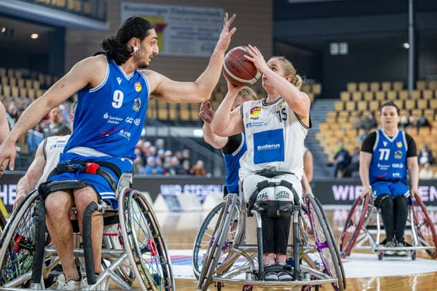 RBBL RSV Lahn Dill RB Zwickau, 31 01 26 Rose Hollermann RSV Lahn Dill, 15 , Maximilian Chagger RB Zwickau, 9 RBBL RSV Lahn Dill RB Zwickau Wetzlar, 31 01 26 Copyright: xBEAUTIFULxSPORTS Roeczeyx
