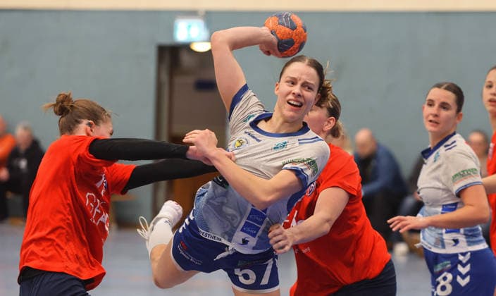 Kornwestheim , Handball Oberliga Women SV Salamander Kornwestheim vs SG BBM Bietigheim , Nina Haug Korn