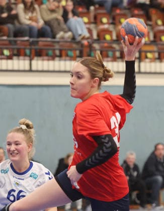 Kornwestheim , Handball Oberliga Women SV Salamander Kornwestheim vs SG BBM Bietigheim , Clara Höhn BBM
