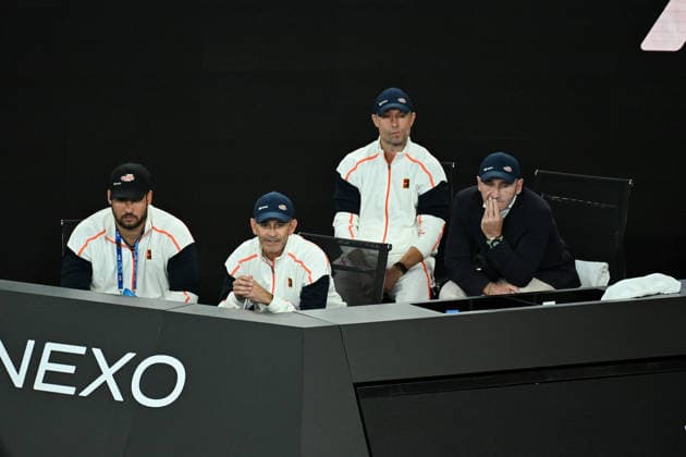 TENNIS AUSTRALIAN OPEN, Members of the team of Carlos Alcaraz of Spain are seen during the men™s singles final against Novak Djokovic of Serbia on day 15 of the 2026 Australian Open tennis tournament at Melbourne Park in Melbourne, Sunday, February 1, 2026. ( NO ARCHIVING MELBOURNE VICTORIA AUSTRALIA  Copyright: xJAMESxROSSx 20260201159234665305