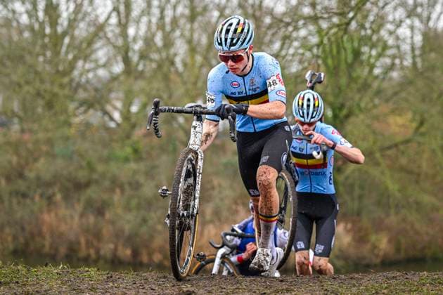 UCI World Championships 2026 Hulst HULST, BELGIUM - FEBRUARY 01 : Van Lee Jari (Bel) in action during the 2026 UCI Cyclo-Cross World Championships for Men Junior on February 01, 2026 in Hulst, Belgium, 01 02 2026 Hulst Belgium  Copyright: xNicoxVereeckenx