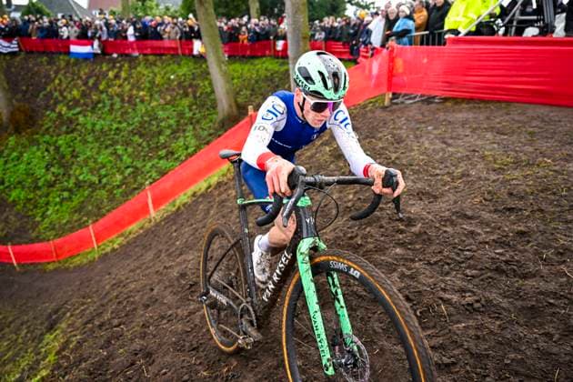UCI World Championships 2026 Hulst HULST, BELGIUM - FEBRUARY 01 : Le Pann Soen (Fra) in action during the 2026 UCI Cyclo-Cross World Championships for Men Junior on February 01, 2026 in Hulst, Belgium, 01 02 2026 Hulst Belgium  Copyright: xNicoxVereeckenx