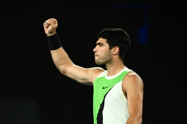 TENNIS AUSTRALIAN OPEN, Carlos Alcaraz of Spain reacts during the men™s singles final against Novak Djokovic of Serbia on day 15 of the 2026 Australian Open tennis tournament at Melbourne Park in Melbourne, Sunday, February 1, 2026. ( NO ARCHIVING MELBOURNE VICTORIA AUSTRALIA  Copyright: xJOELxCARRETTx 20260201147820335294