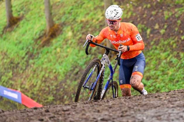 UCI World Championships 2026 Hulst HULST, BELGIUM - FEBRUARY 01 : Heeren Delano (Ned) in action during the 2026 UCI Cyclo-Cross World Championships for Men Junior on February 01, 2026 in Hulst, Belgium, 01 02 2026 Hulst Belgium  Copyright: xNicoxVereeckenx