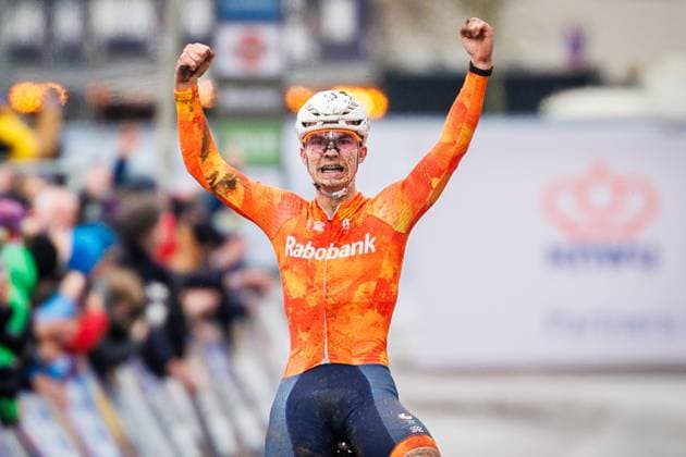 HULST , 01 02-2026 , UCI Cyclo-cross World Championships day 3 , Sunday Junior men , WK veldrijden , picture shows Delano Heeren (NED) wins UCI Cyclo-cross World Championships (Sunday)  x201236337x Copyright: