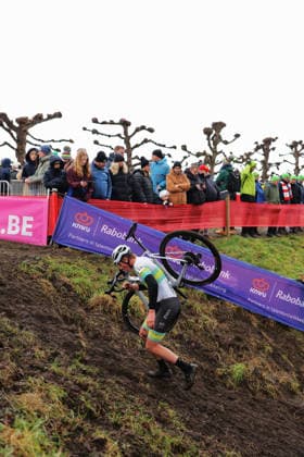 2026 UCI Cyclo-cross World Championships Picture by Alex Whitehead SWpix.com - 30 01 2026 - Cycling - 2026 UCI Cyclo-cross World Championships - Hulst, Zeeland, Netherlands - Junior Men - Hayden Vimpani (Australia) Copyright: x xSWpix.comx(t axPhotographyxHubxLtd)xAlexxWhitehead SWpix.comx SWP-3176-0214