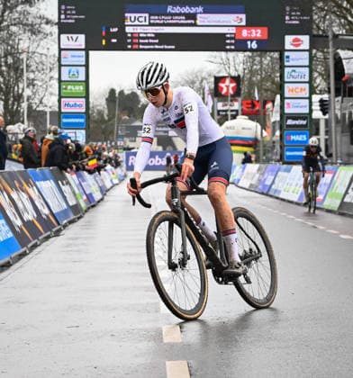 2026 UCI Cyclo-cross World Championships Picture by Simon Wilkinson SWpix.com - 30 01 2026 - Cycling - 2026 UCI Cyclo-cross World Championships - Hulst, Zeeland, Netherlands - Junior Men - Jacob Steed (Great Britain) Copyright: x xSWpix.comx(t axPhotographyxHubxLtd)xSimonxWilkinson SWpix.comx SWP-3176-0222