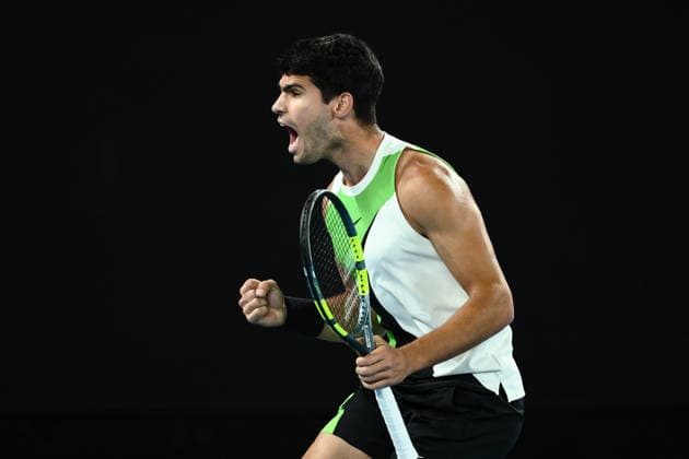 TENNIS AUSTRALIAN OPEN, Carlos Alcaraz of Spain reacts during the men™s singles final against Novak Djokovic of Serbia on day 15 of the 2026 Australian Open tennis tournament at Melbourne Park in Melbourne, Sunday, February 1, 2026. ( NO ARCHIVING MELBOURNE VICTORIA AUSTRALIA  Copyright: xJOELxCARRETTx 20260201176113845048