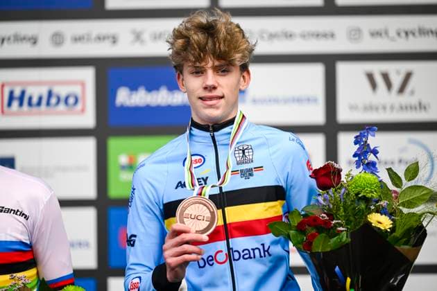 UCI World Championships 2026 Hulst HULST, BELGIUM - FEBRUARY 01 : Lejeune Giel (Bel) on the podium during the 2026 UCI Cyclo-Cross World Championships for Men Junior on February 01, 2026 in Hulst, Belgium, 01 02 2026 Hulst Belgium  Copyright: xNicoxVereeckenx