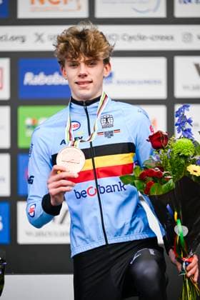 UCI World Championships 2026 Hulst HULST, BELGIUM - FEBRUARY 01 : Lejeune Giel (Bel) on the podium during the 2026 UCI Cyclo-Cross World Championships for Men Junior on February 01, 2026 in Hulst, Belgium, 01 02 2026 Hulst Belgium  Copyright: xNicoxVereeckenx