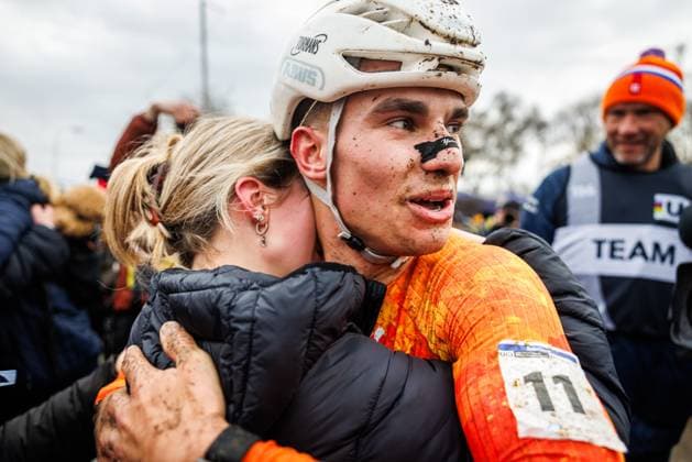 HULST , 01 02-2026 , UCI Cyclo-cross World Championships day 3 , Sunday Junior men , WK veldrijden , picture shows Delano Heeren (NED) wins UCI Cyclo-cross World Championships (Sunday)  x201237053x Copyright: