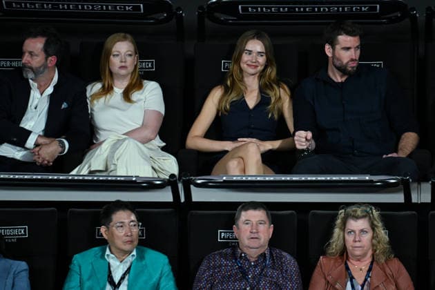 TENNIS AUSTRALIAN OPEN, Actor Sarah Snook with partner Dave Lawson and actor Liam Hemsworth with fiancee Gabriella Brooks watch Carlos Alcaraz of Spain in action during the men™s singles final against Novak Djokovic of Serbia on day 15 of the 2026 Australian Open tennis tournament at Melbourne Park in Melbourne, Sunday, February 1, 2026. ( NO ARCHIVING MELBOURNE VICTORIA AUSTRALIA  Copyright: xJAMESxROSSx 20260201165975360965