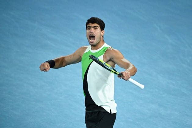 TENNIS AUSTRALIAN OPEN, Carlos Alcaraz of Spain reacts during the men™s singles final against Novak Djokovic of Serbia on day 15 of the 2026 Australian Open tennis tournament at Melbourne Park in Melbourne, Sunday, February 1, 2026. ( NO ARCHIVING MELBOURNE VICTORIA AUSTRALIA  Copyright: xJAMESxROSSx 20260201178054921645