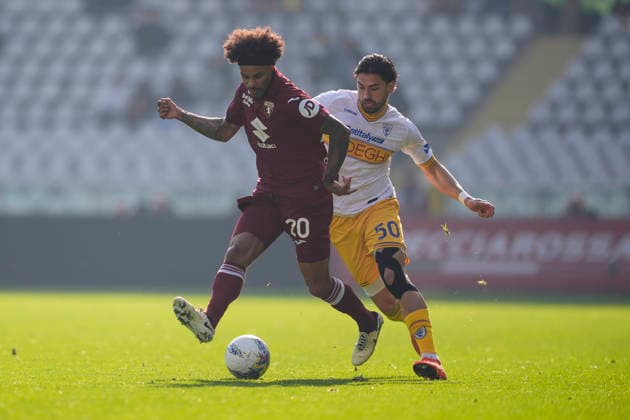 Lecce s Jamil Siebert fights for the ball with to TorinoÕs Valentino Lazaro during the Serie A soccer match between Torino Fc and Lecce at the Stadio Olimpico Grande Torino in Turin, north west Italy - February 1, 2026. - Soccer  Copyright: xFabioxFerrari LaPressex