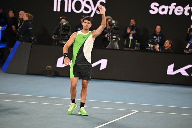 2026 Australian Open - Day 15 MELBOURNE, AUSTRALIA - FEBRUARY 01: Carlos Alcaraz of Spain celebrates victory over Serbia s Novak Djokovic after their men s singles final match on day fifteen of the Australian Open tennis tournament in Melbourne on February 1, 2026. Mark Avellino Anadolu Melbourne Australia. Editorial use only. Please get in touch for any other usage.  Copyright: x2026xAnadoluxMarkxAvellinox