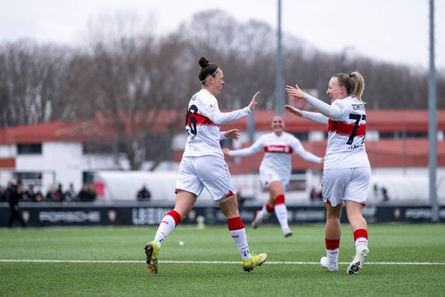 Nicole Billa VfB Stuttgart, 26 , Leonie Schetter VfB Stuttgart, 77 , Laureta Temaj VfB Stuttgart, 05 celebrating the goal for 1 0, GER, VfB Stuttgart vs SG 99 Andernach, Soccer, Women, 2 Bundesliga, Matchday 15, Season 2025 2026, 01 02 2026 GER, VfB Stuttgart vs SG 99 Andernach, Soccer, Women, 2 Bundesliga, Matchday 15, Season 2025 2026, 01 02 2026 Bad Cannstatt Copyright: xEibner-Pressefoto Memmlerx EP_MMR