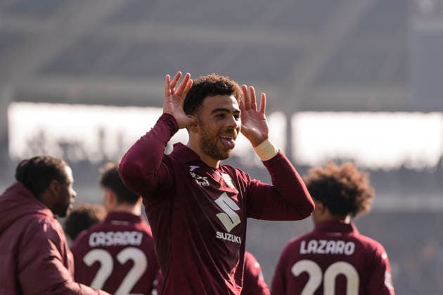 Torino™s Che Adams celebrates after scoring the 1-0 goal for his team during the Serie A soccer match between Torino Fc and Lecce at the Stadio Olimpico Grande Torino in Turin, north west Italy - February 1, 2026. - Soccer  Copyright: xFabioxFerrari LaPressex