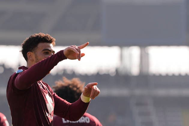 TorinoÕs Che Adams celebrates after scoring the 1-0 goal for his team during the Serie A soccer match between Torino Fc and Lecce at the Stadio Olimpico Grande Torino in Turin, north west Italy - February 1, 2026. - Soccer  Copyright: xFabioxFerrari LaPressex