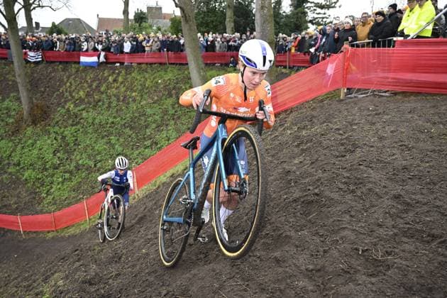 UCI World Championships 2026 Hulst HULST, THE NETHERLANDS - FEBRUARY 01 : Molengraaf Lauren (Ned) in action during the 2026 UCI Cyclo-Cross World Championships for Women Under 23 on February 01, 2026 in Hulst, The Netherlands, 01 02 2026 Hulst The Netherlands  Copyright: xNicoxVereeckenx