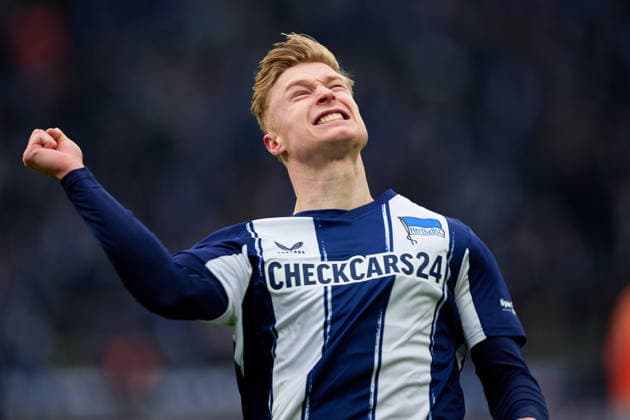 Julian Eitschberger Hertha BSC, 02 , Goal shot to 2 0, cheers, GER, Hertha BSC vs ,SV Darmstadt 98, 2 Bundesliga, Season 2025 2026, 20 Matchday, 01 02 2026 DFL REGULATIONS PROHIBIT ANY USE OF PHOTOGRAPHS AS IMAGE SEQUENCES AND OR QUASI VIDEO GER, Hertha BSC vs ,SV Darmstadt 98, 2 Bundesliga, Season 2025 2026, 20 Matchday, 01 02 2026 Berlin Copyright: xClaudiusxRauch,xEibner-Pressefotox xClaudiusxRauchx EP_CRH