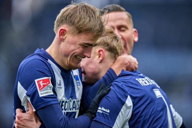 Julian Eitschberger Hertha BSC, 02 , shot on goal to 2 0, cheers, with Marten Winkler Hertha BSC, 22 , GER, Hertha BSC vs ,SV Darmstadt 98, 2 Bundesliga, Season 2025 2026, 20 Matchday, 01 02 2026 DFL REGULATIONS PROHIBIT ANY USE OF PHOTOGRAPHS AS IMAGE SEQUENCES AND OR QUASI VIDEO GER, Hertha BSC vs ,SV Darmstadt 98, 2 Bundesliga, Season 2025 2026, 20 Matchday, 01 02 2026 Berlin Copyright: xClaudiusxRauch,xEibner-Pressefotox xClaudiusxRauchx EP_CRH