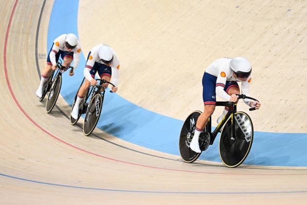 2026 UEC Track Elite European Championships Picture by Olly Hassell SWpix.com - 01 02 2026 - Cycling - 2026 UEC Track Elite European Championships - Konya Velodrome, Konya, Türkiye - Men s Team Sprint Qualifying - Harry Radford (Great Britain), Hamish Turnbull (Great Britain), Matthew Richardson (Great Britain) Copyright: x xSWpix.comx(t axPhotographyxHubxLtd)xOllyxHassell SWpix.comx SWP-3177-0088