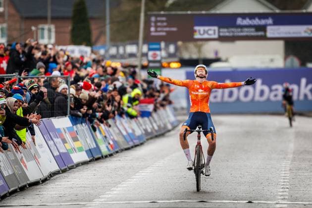 HULST , 01 02-2026 , UCI Cyclo-cross World Championships day 3 , Sunday women U23 , WK veldrijden , picture shows Leonie Bentveld wins UCI Cyclo-cross World Championships (Sunday)  x201238993x Copyright: